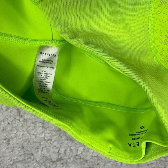 Athleta Stay Fly 9" Bike Short Neon Yellow Reflective - Picture 6 of 16